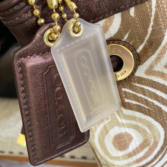 Coach All weather Tote fall colors - Picture 3 of 7